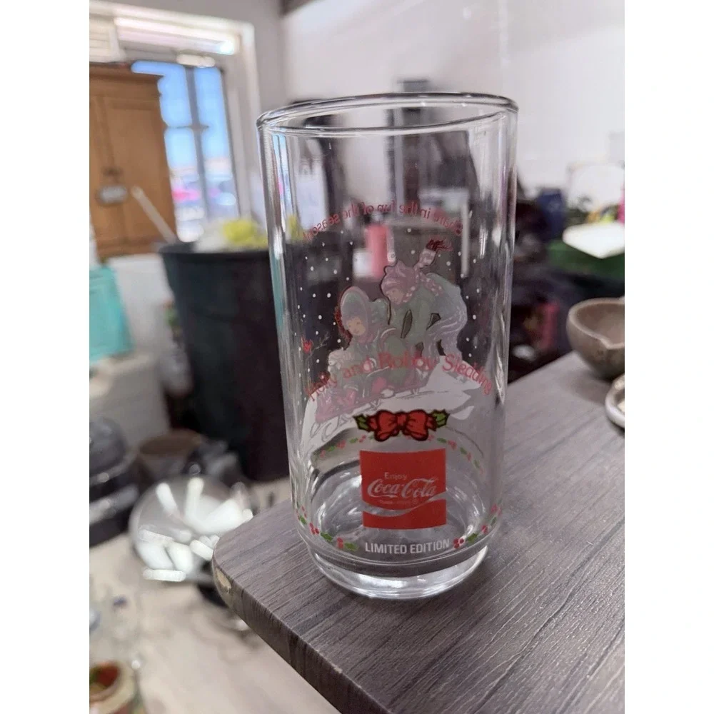 VTG Holly Hobbie & Robby Sledding Coca-Cola Christmas Limited Edition Glass 1977